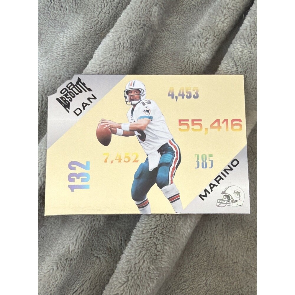 1998 Playoff Absolute Retail - Statistically Speaking Dan Marino #13